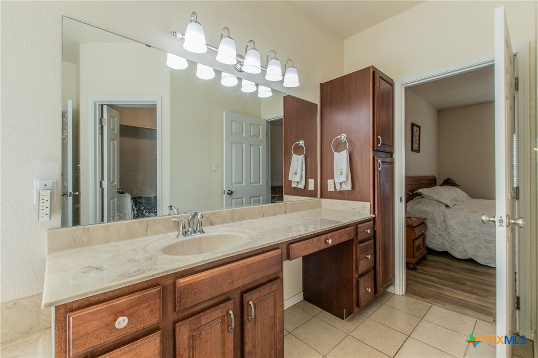 834 County Road 103 Property Photo 12