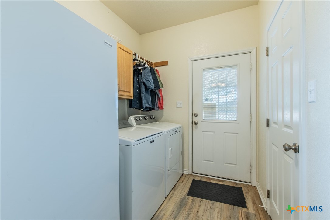 834 County Road 103 Property Photo 17