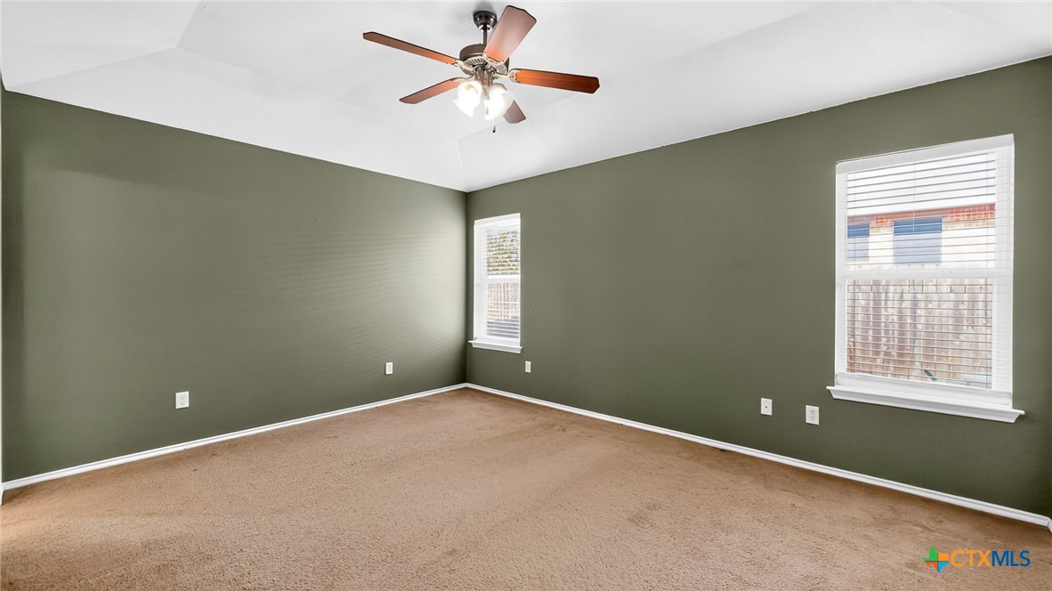 1108 Dixon Circle Property Photo 6