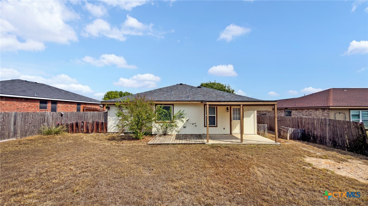 1108 Dixon Circle Property Photo 11