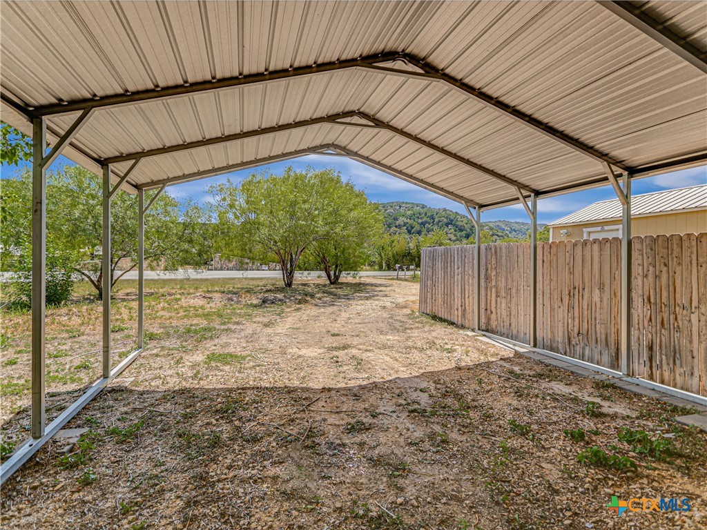 12965 River Road Property Photo 6