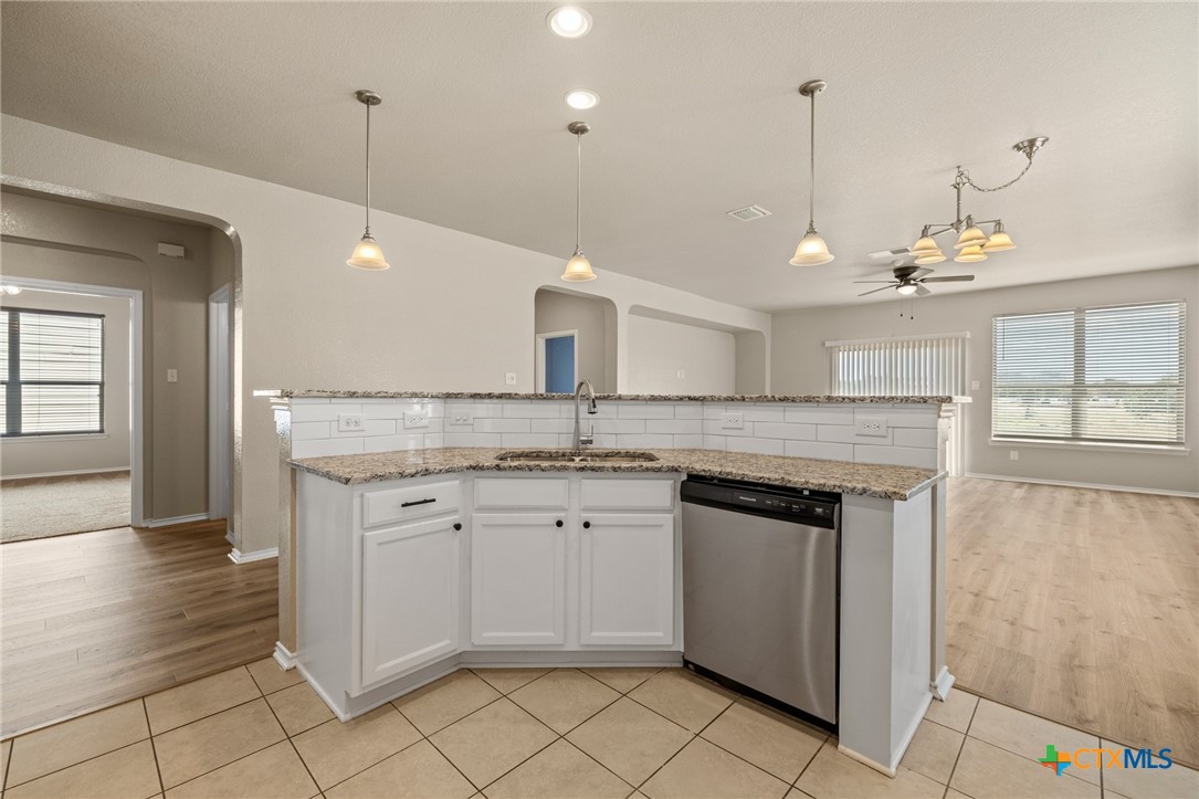 823 Tumbleweed Trail Property Photo 17