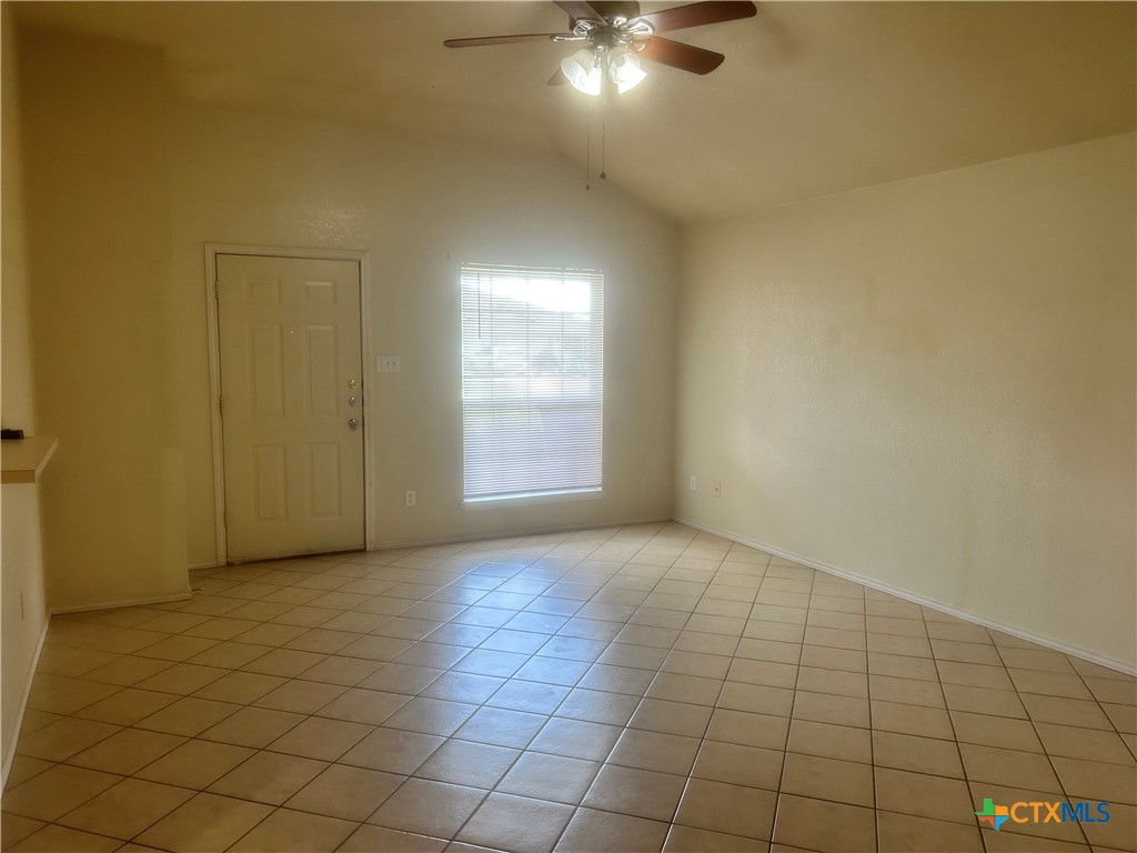 4604 Wade Drive A Property Photo 3
