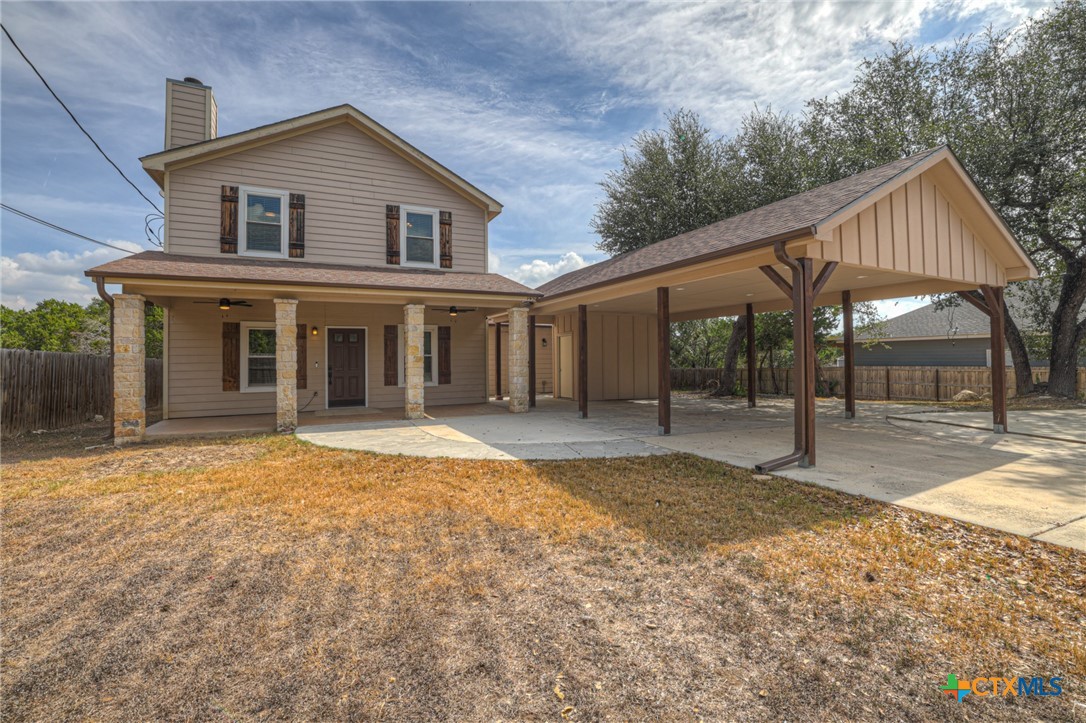 1452 Lakeview Drive Property Photo 1