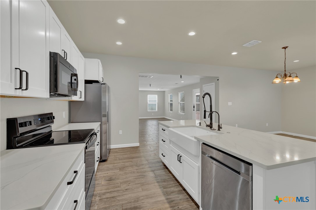 1452 Lakeview Drive Property Photo 12