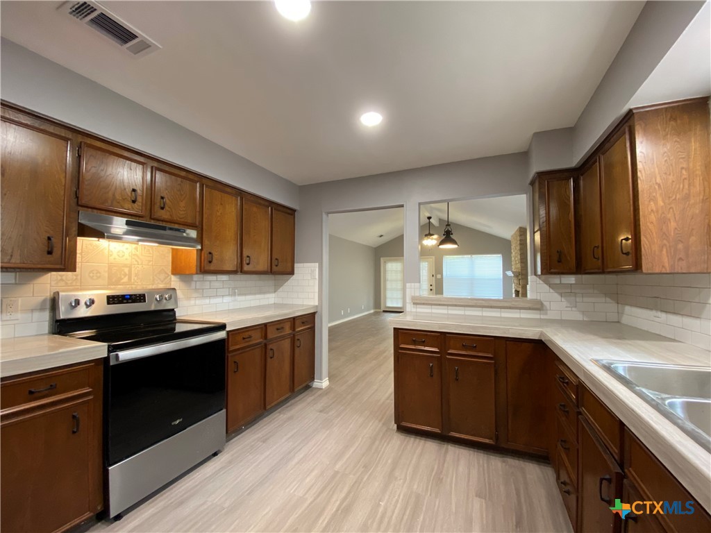 107 Blanco Street Property Photo 4