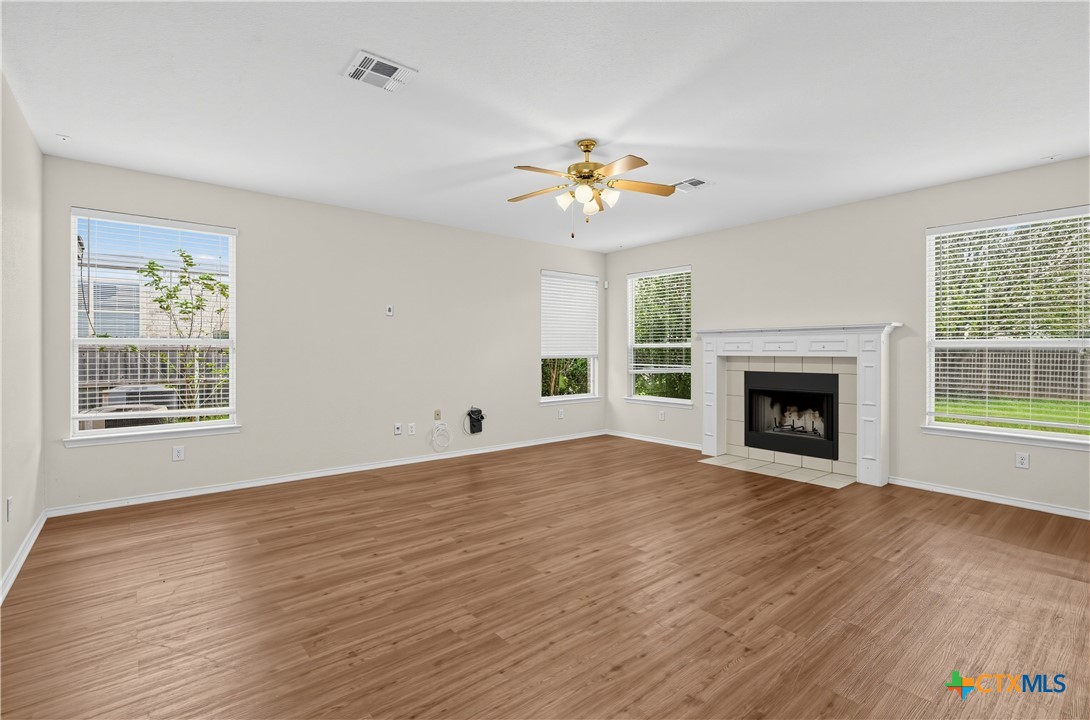 305 Buckskin Trail Property Photo 9