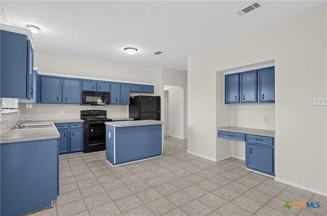 305 Buckskin Trail Property Photo 10