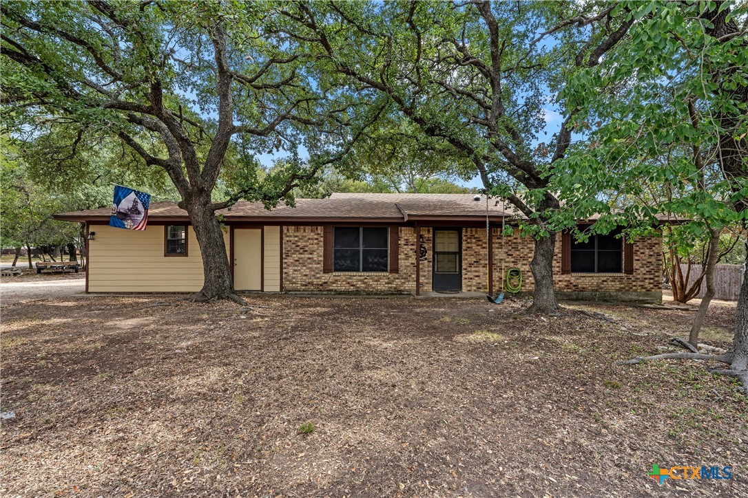 31 Retama Drive Property Photo 1