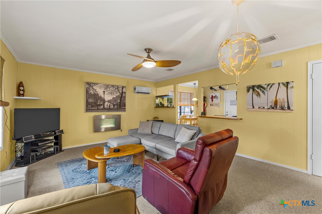 31 Retama Drive Property Photo 2