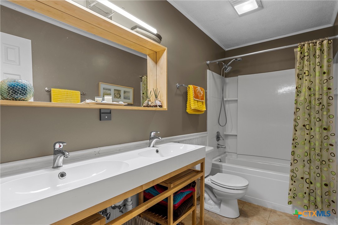 31 Retama Drive Property Photo 12