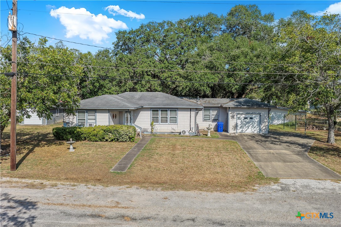408 Davidson Street Property Photo 4