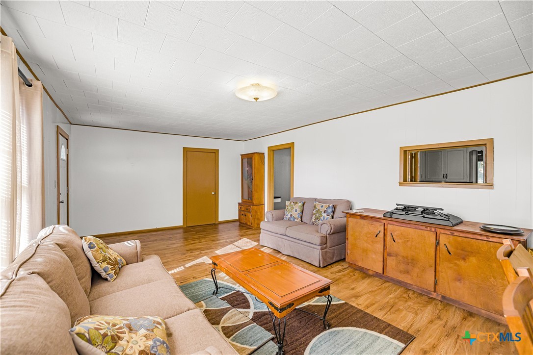 408 Davidson Street Property Photo 7