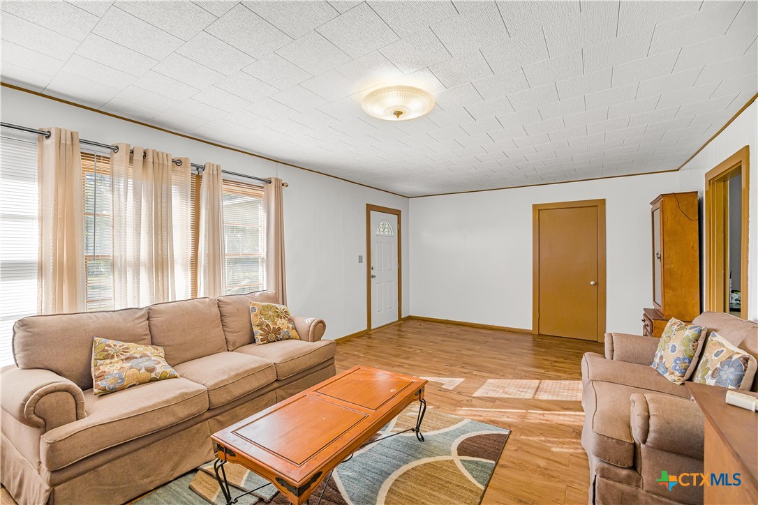 408 Davidson Street Property Photo 8