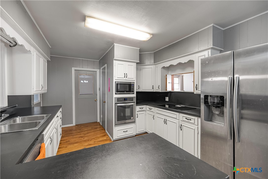 408 Davidson Street Property Photo 11