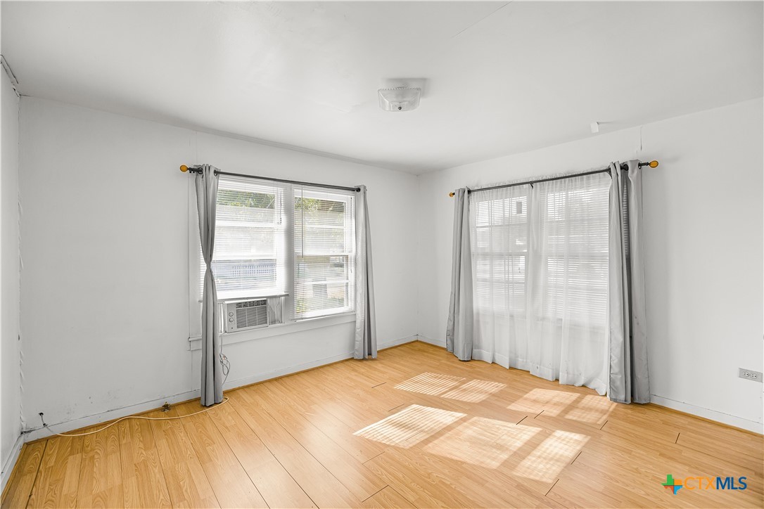 408 Davidson Street Property Photo 24