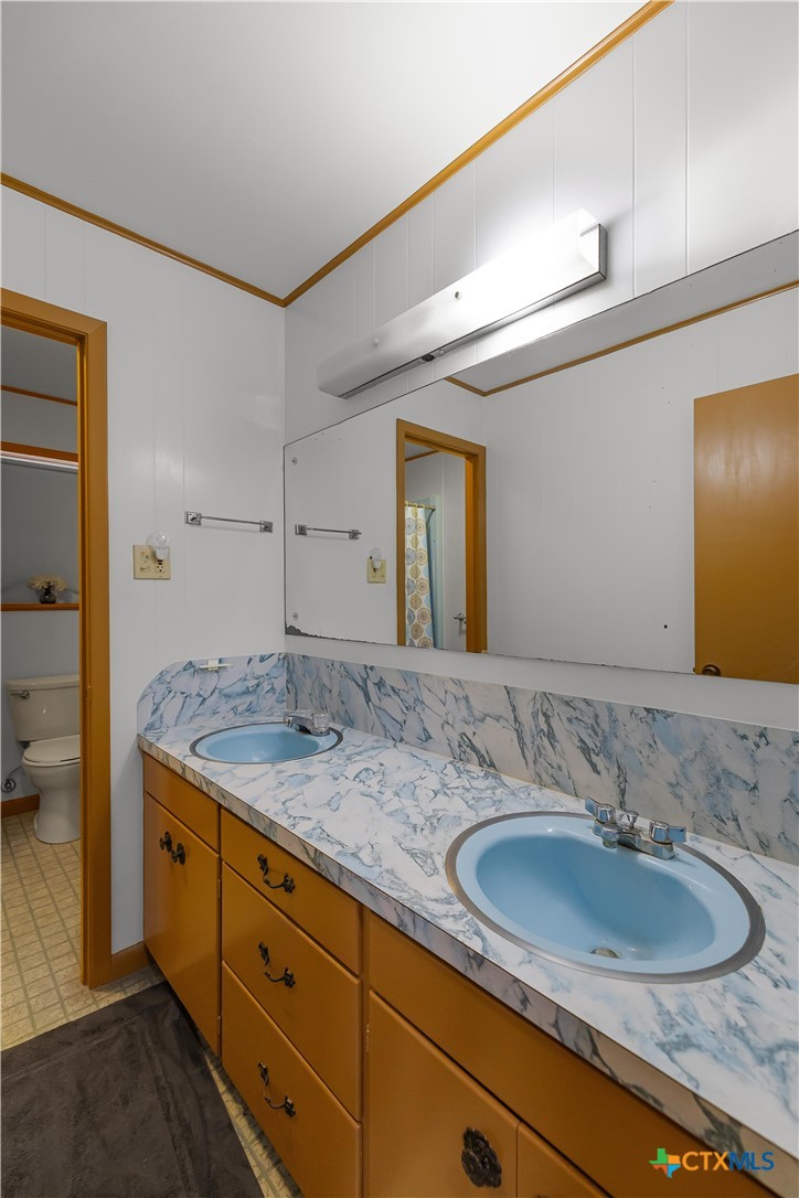 408 Davidson Street Property Photo 29