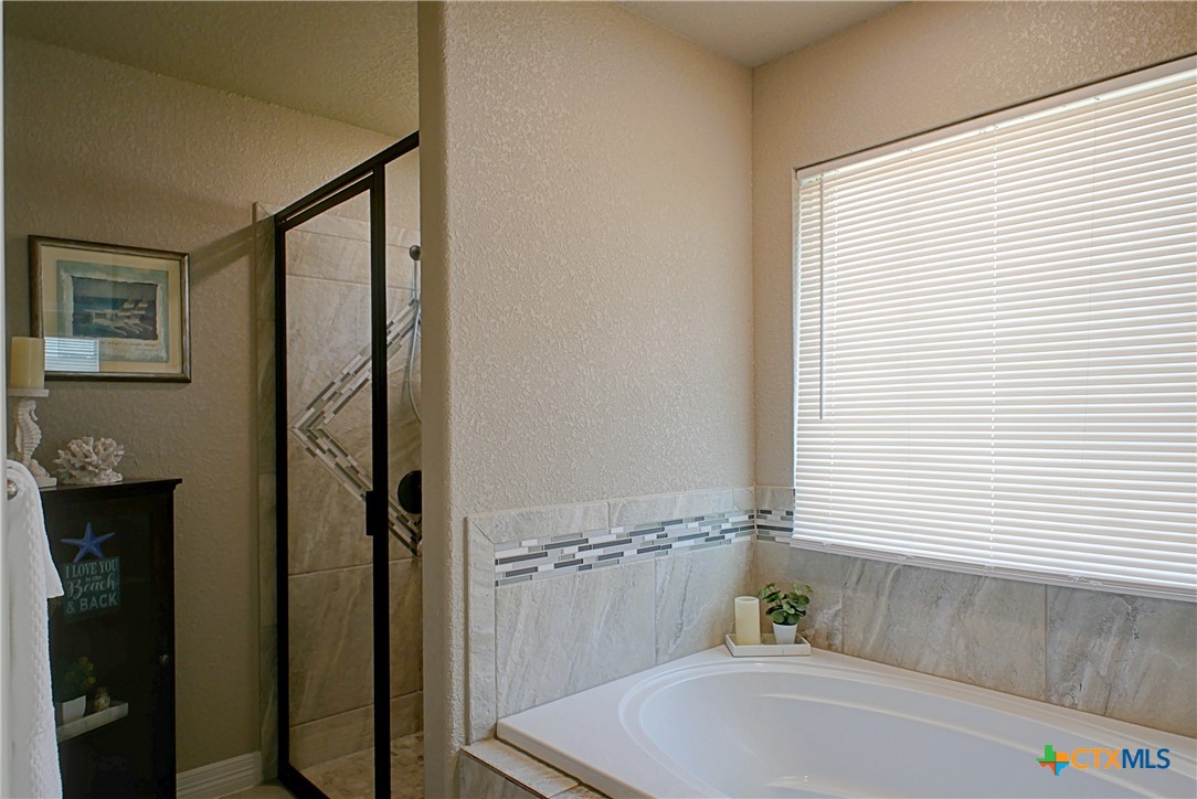 7702 Zircon Drive Property Photo 18