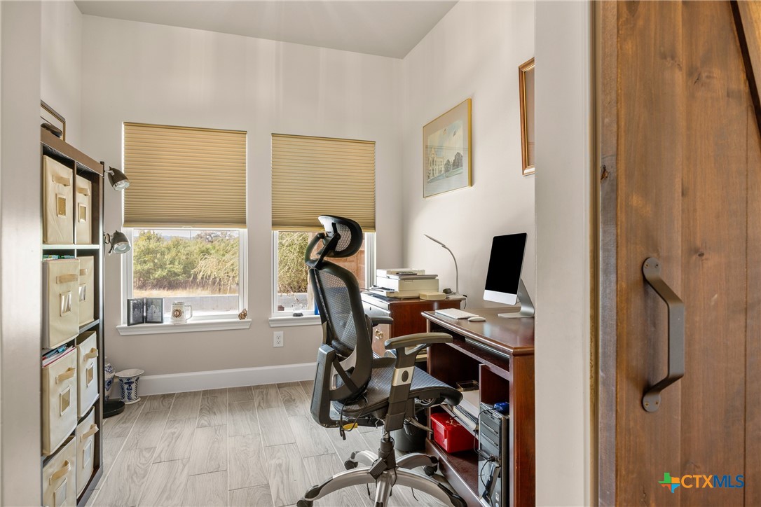 202 Roy Nichols Drive Property Photo 13