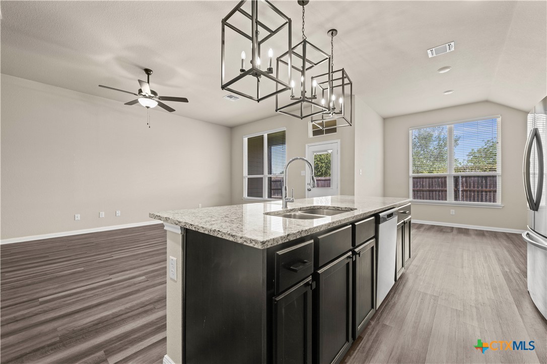 1620 Crooked Tree Property Photo 4