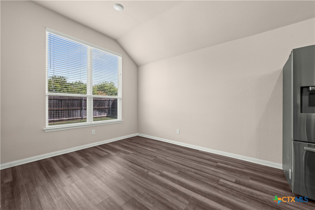 1620 Crooked Tree Property Photo 8