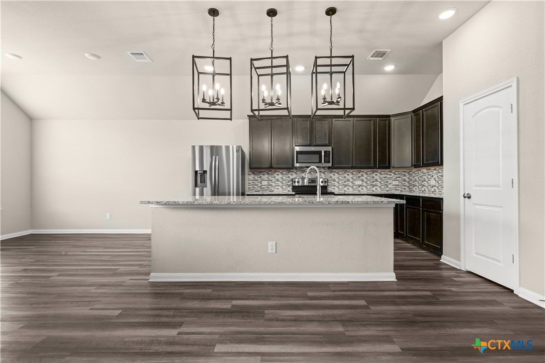 1620 Crooked Tree Property Photo 12