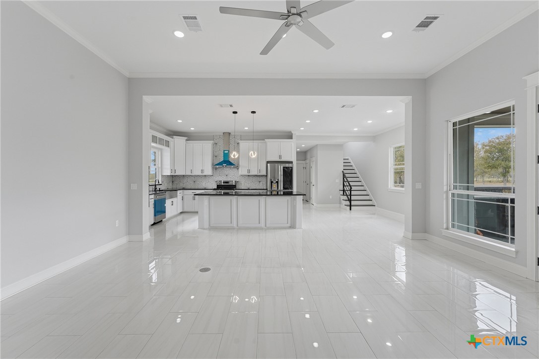 485 Post Oak Street Property Photo 7