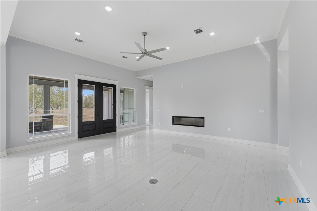 485 Post Oak Street Property Photo 9