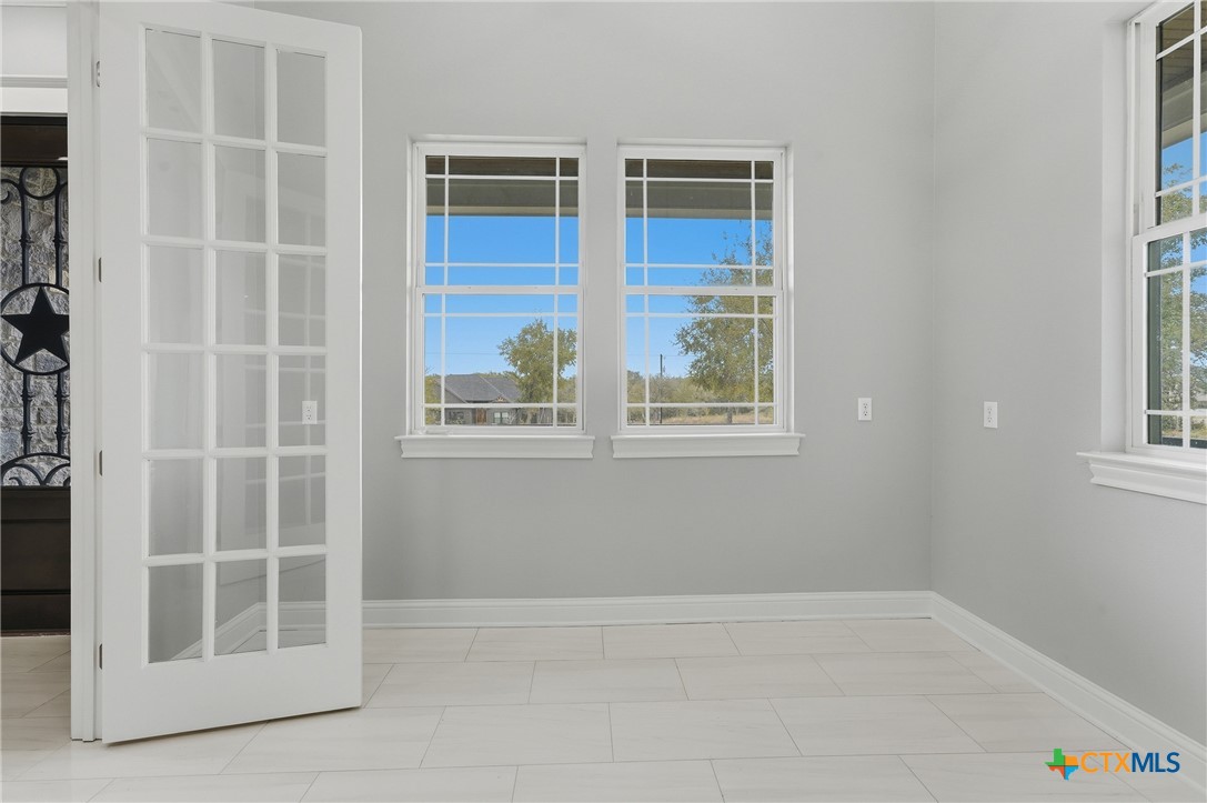 485 Post Oak Street Property Photo 14