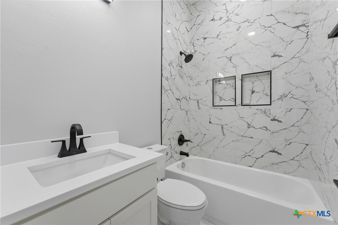 485 Post Oak Street Property Photo 24