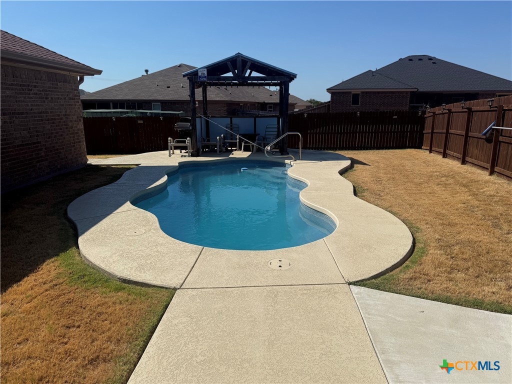 4102 Molly Dyer Drive Property Photo 37