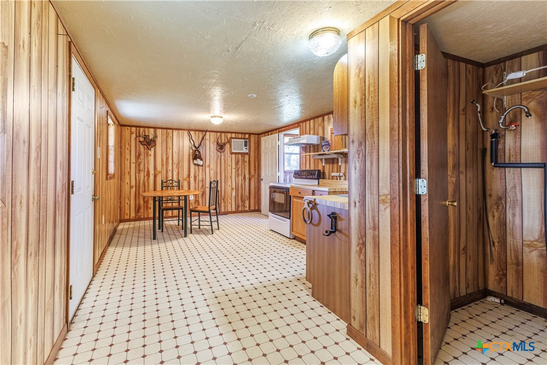 2998 Straws Mill Road Property Photo 32
