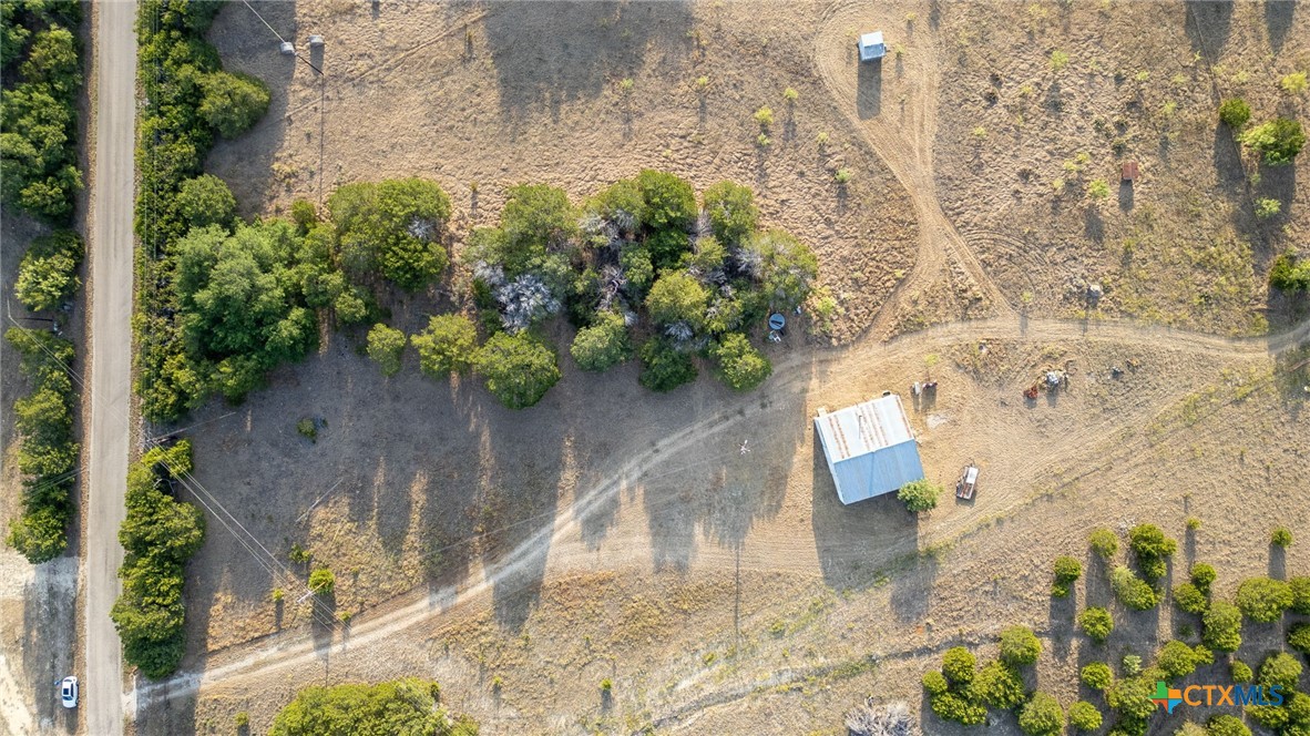 1862 County Road 2600 Property Photo 4