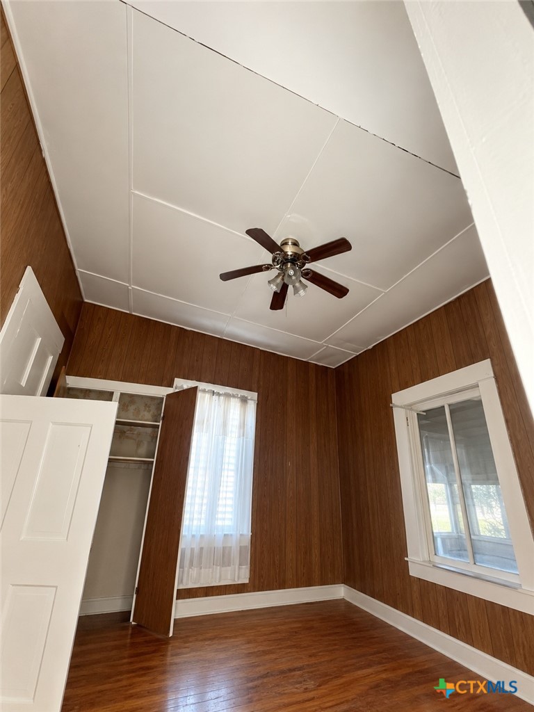 1612 Ave L Property Photo 21
