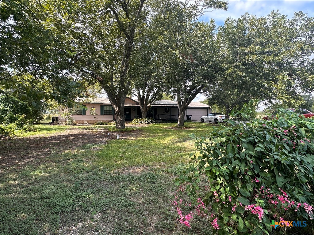 9732 Fm 621 Property Photo 1