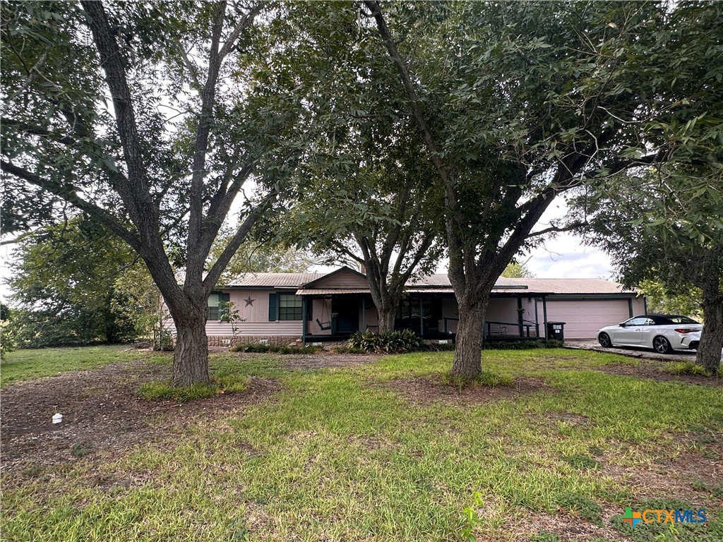 9732 Fm 621 Property Photo 9