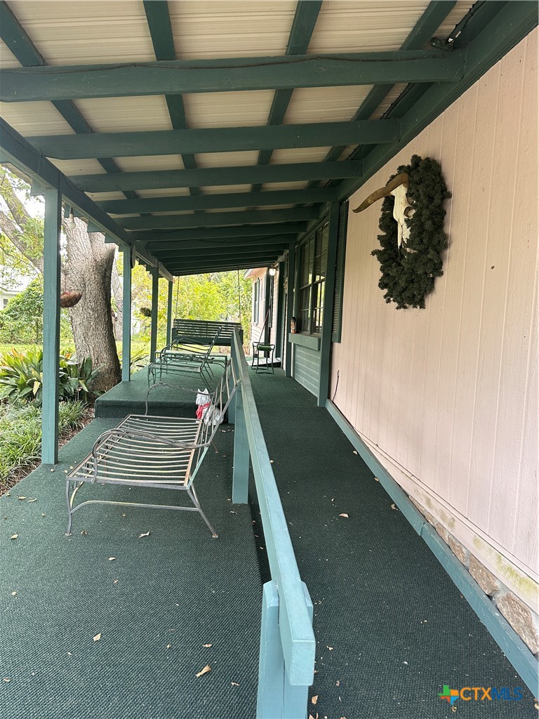 9732 Fm 621 Property Photo 11