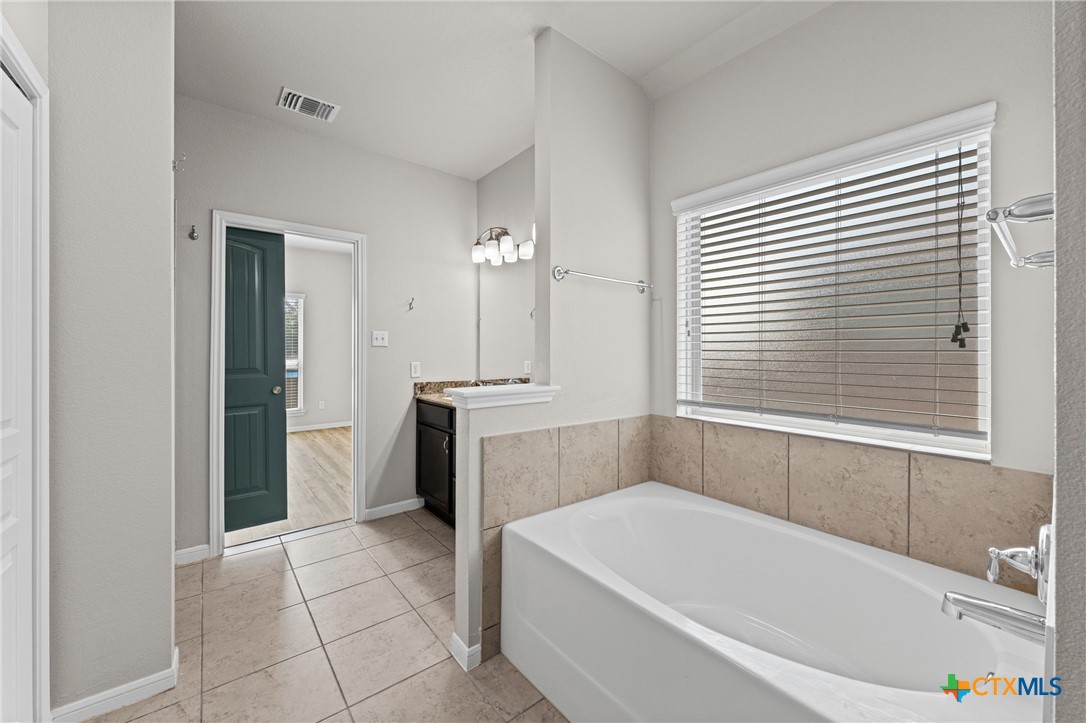 504 Copper Ridge Loop Property Photo 19