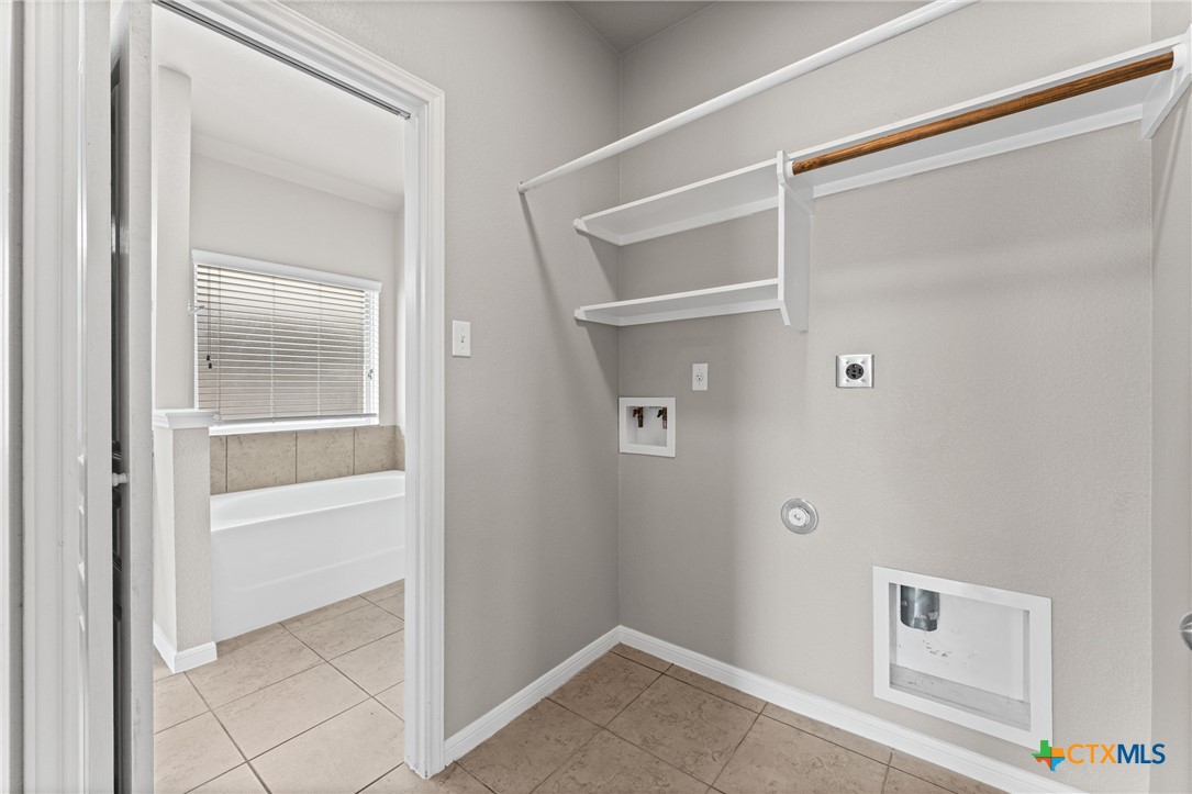 504 Copper Ridge Loop Property Photo 22
