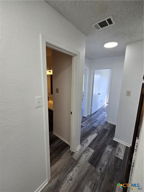 4502 Hunt Circle Property Photo 9