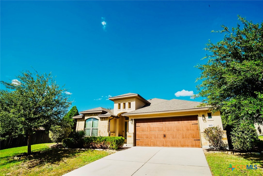 513 Windsor Court Property Photo 1