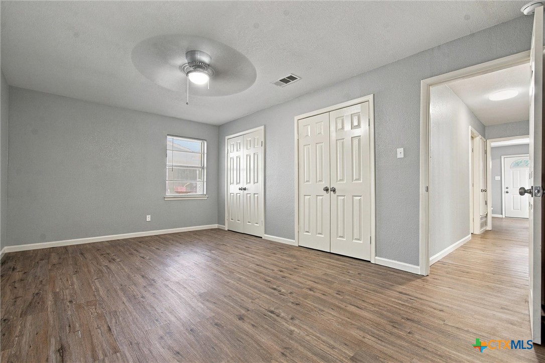 714 W Avenue Avenue Property Photo 26
