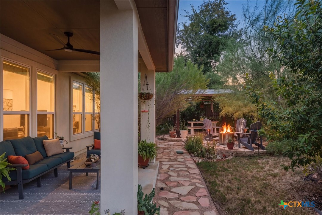 224 Majestic Sage Trail Property Photo 3