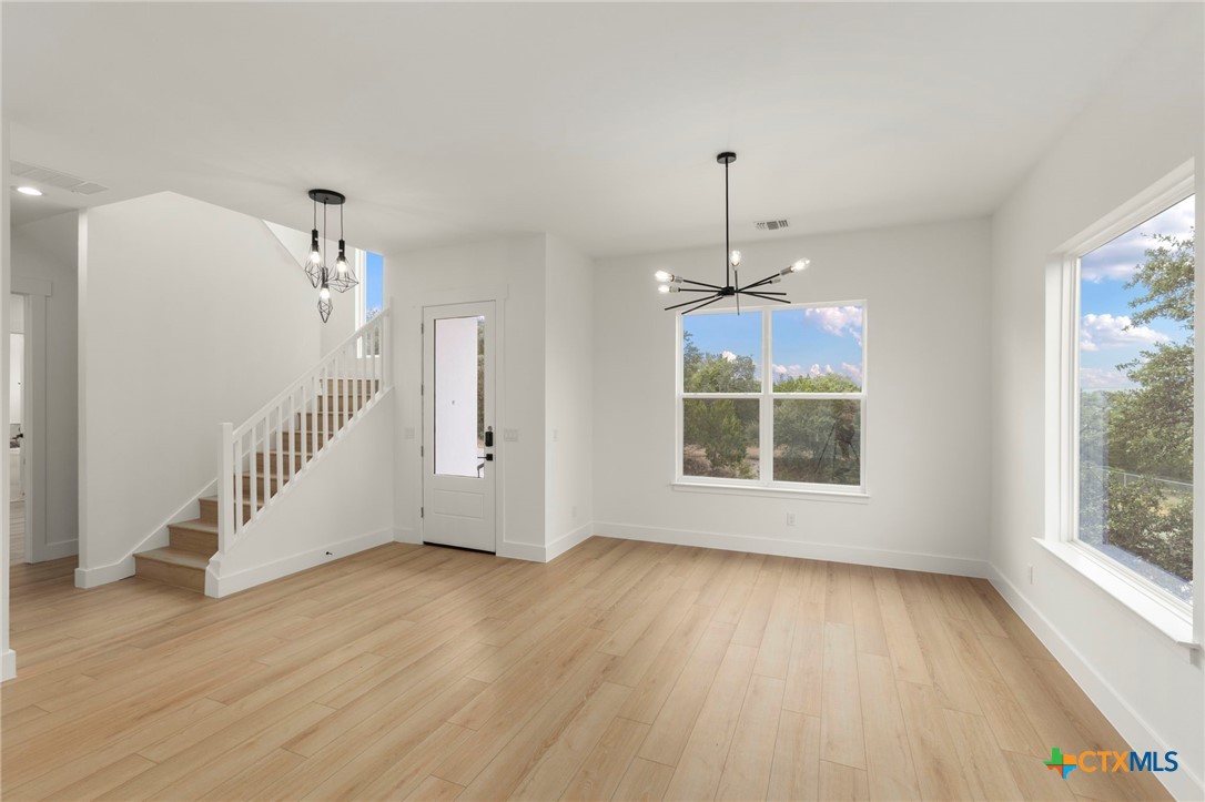 102 Magnolia Circle Property Photo 8