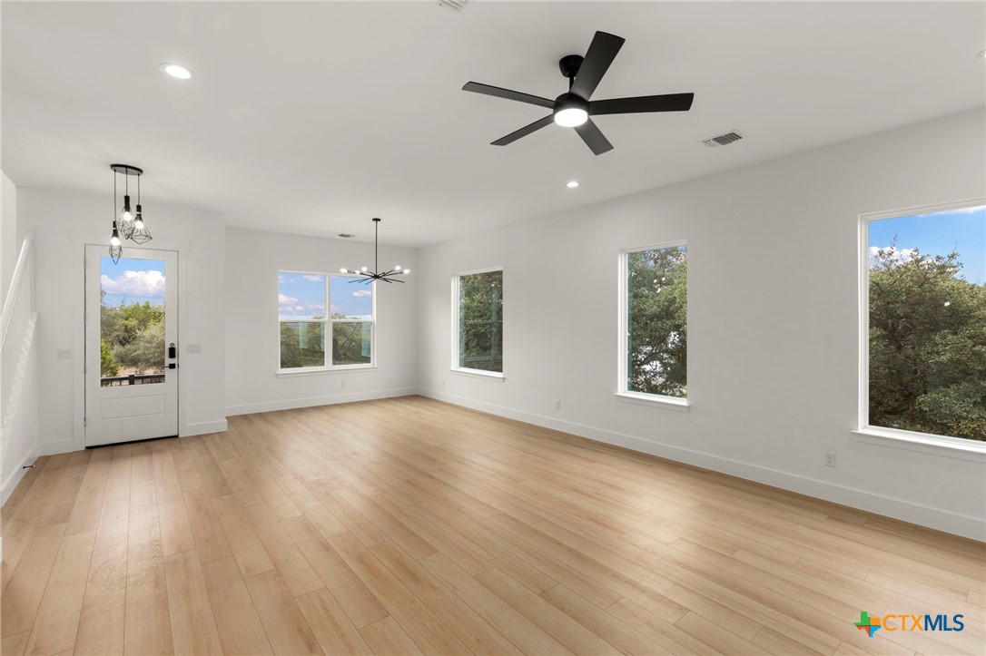102 Magnolia Circle Property Photo 16