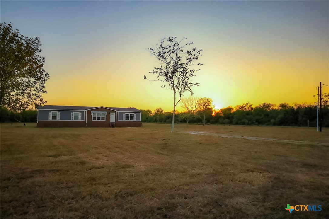 1938 Fm 1686 Property Photo 1
