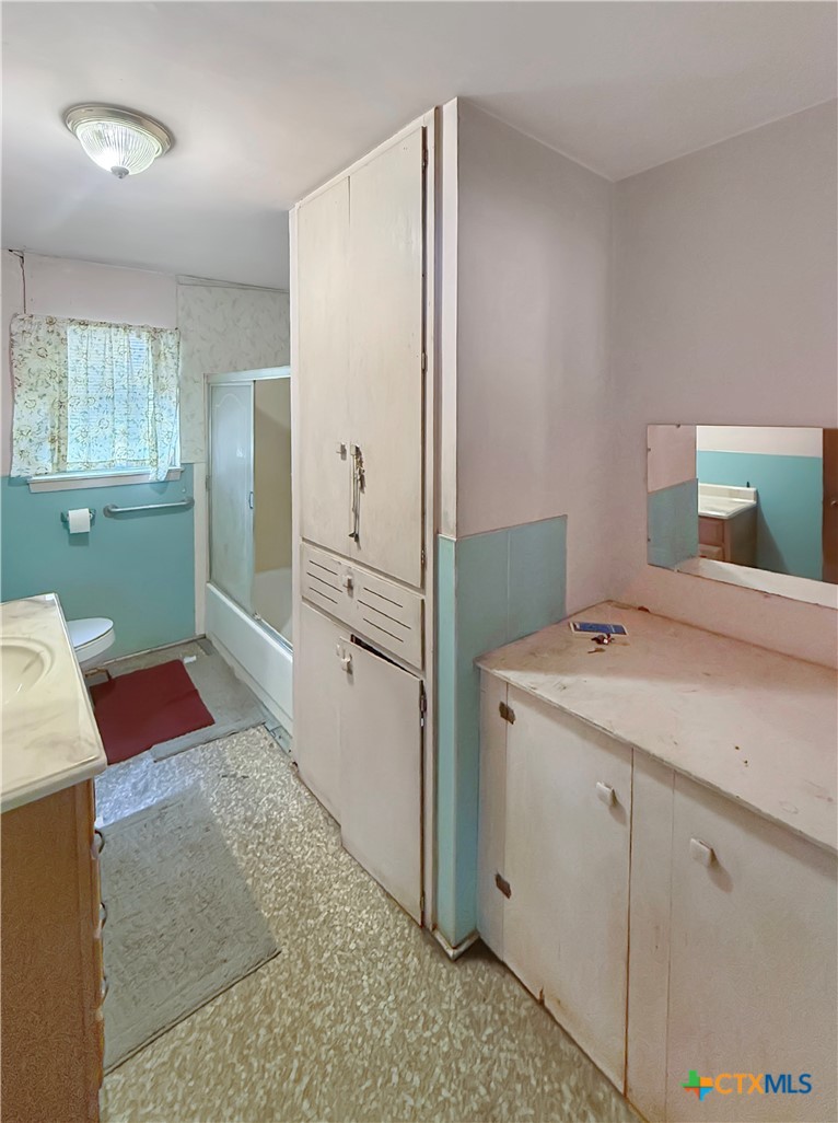 416 N Penn Street Property Photo 10