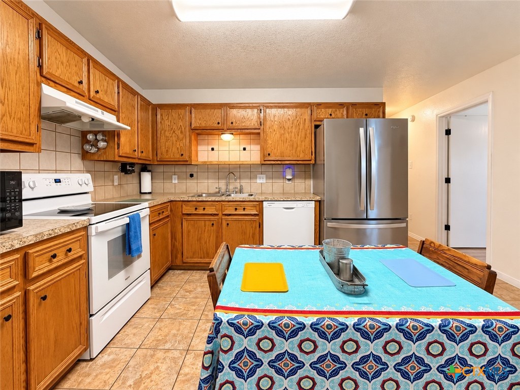 611 Bermuda Street A-b Property Photo 7