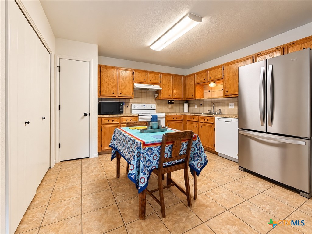 611 Bermuda Street A-b Property Photo 9