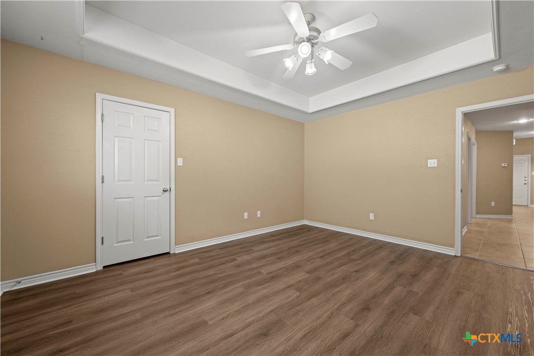816 Twin Oaks Drive Property Photo 6